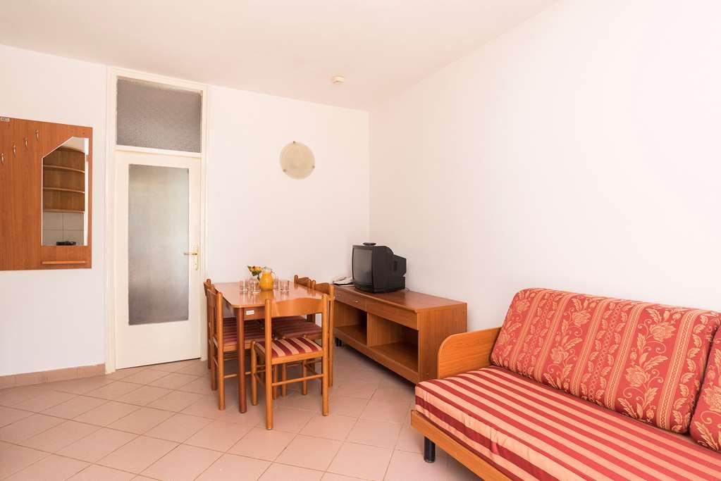 Apartments Polynesia Plava Laguna Umag Oda fotoğraf