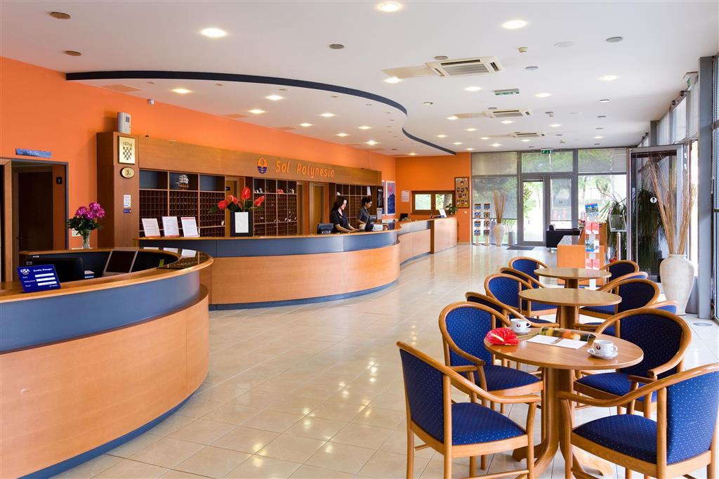 Apartments Polynesia Plava Laguna Umag Restoran fotoğraf